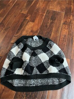 Old Navy Black and White Checker Knit Dog Sweater